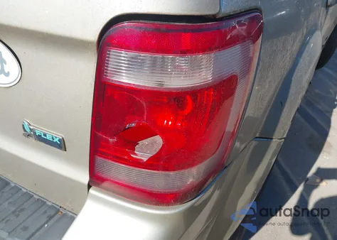 2012 Ford Escape Xlt z USA, uszkodzony, nr VIN 1FMCU0DG2CKB51161